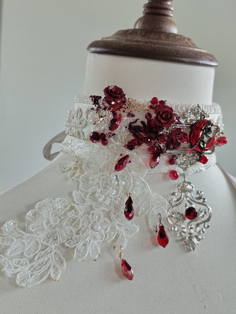 Sylus Third Myth Choker